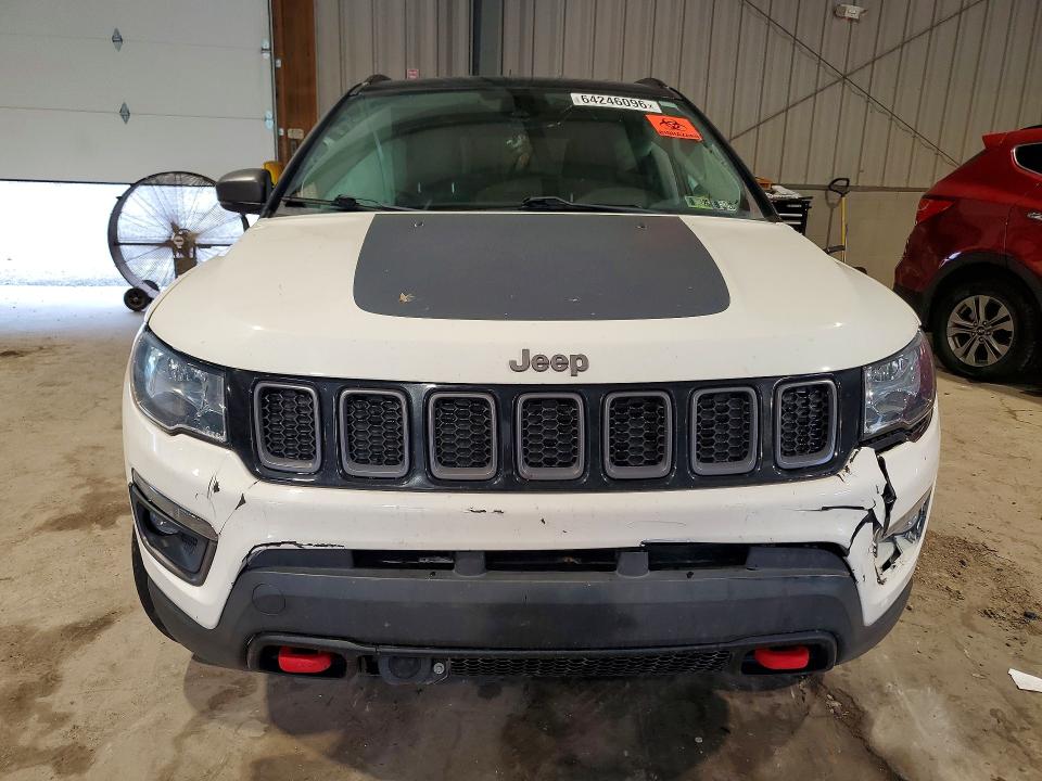 Photo 5 from auction – 2021 JEEP COMPASS with VIN 3C4NJDDB0MT561166