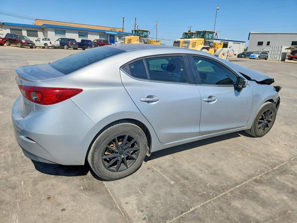 Zdjęcie 3 z aukcji – 2018 MAZDA 3 z VIN 3MZBN1V3XJM175077