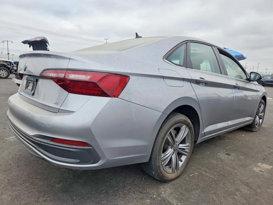 Photo 3 from auction – 2024 VOLKSWAGEN JETTA with VIN 3VWEM7BU7RM015086