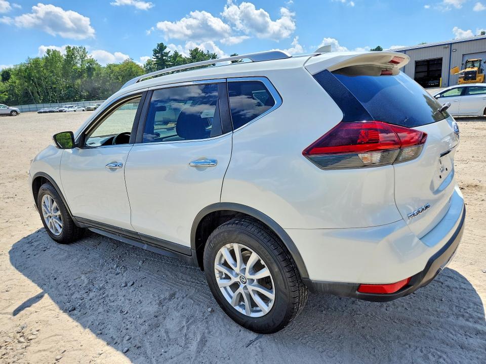 Photo 2 from auction – 2018 NISSAN ROGUE with VIN KNMAT2MV1JP557084