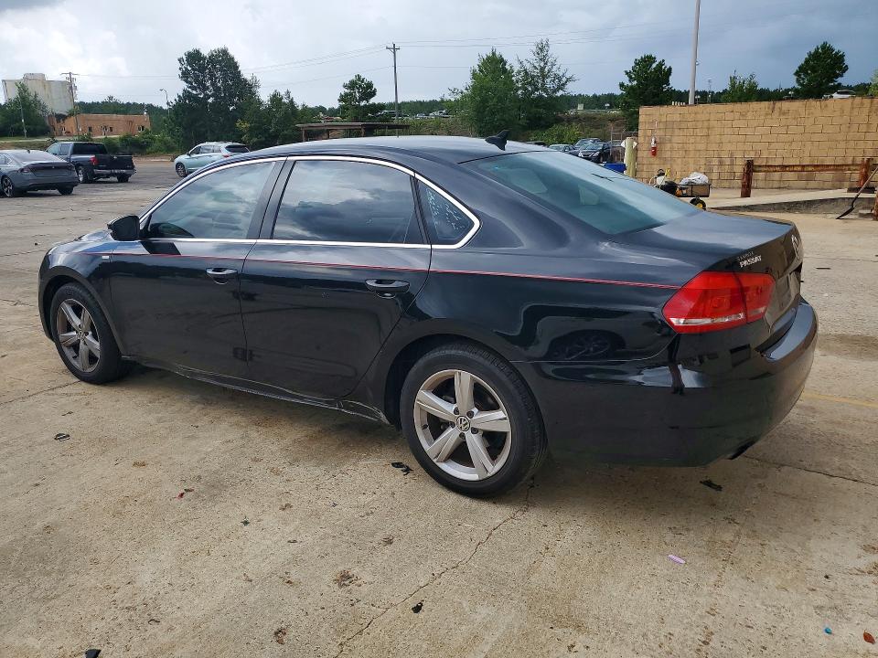 Photo 2 from auction – 2014 VOLKSWAGEN PASSAT with VIN 1VWAT7A34EC031302