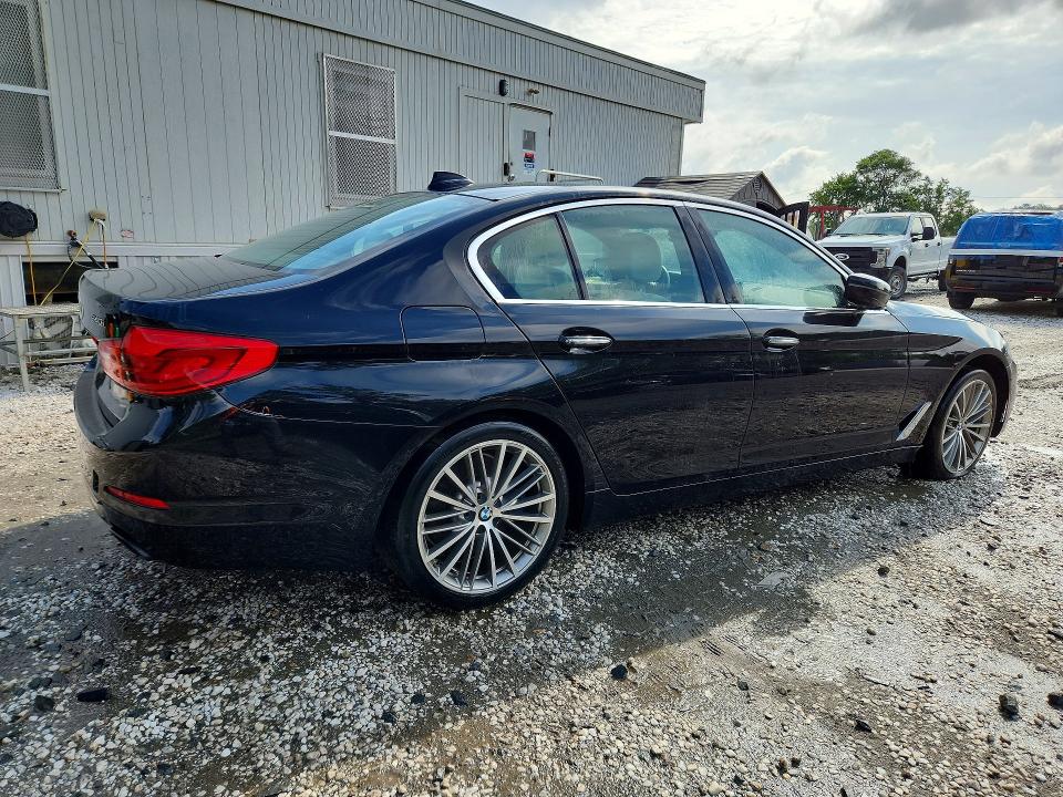 Photo 3 from auction – 2018 BMW 540 with VIN WBAJE5C58JG918045