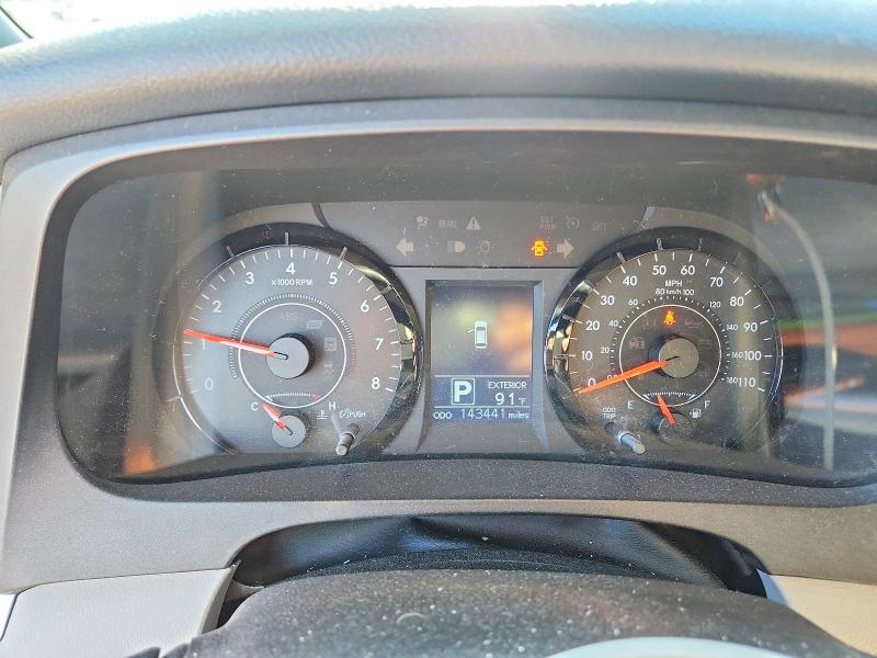 Photo 9 from auction – 2017 TOYOTA SIENNA with VIN 5TDKZ3DC8HS875601