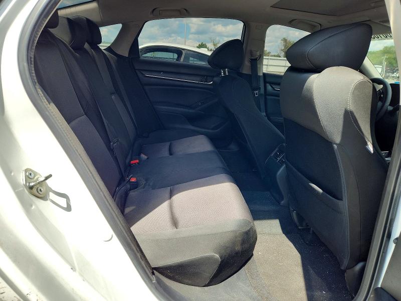 Снимка 10 от търг – 2020 HONDA ACCORD с VIN 1HGCV1F49LA111659