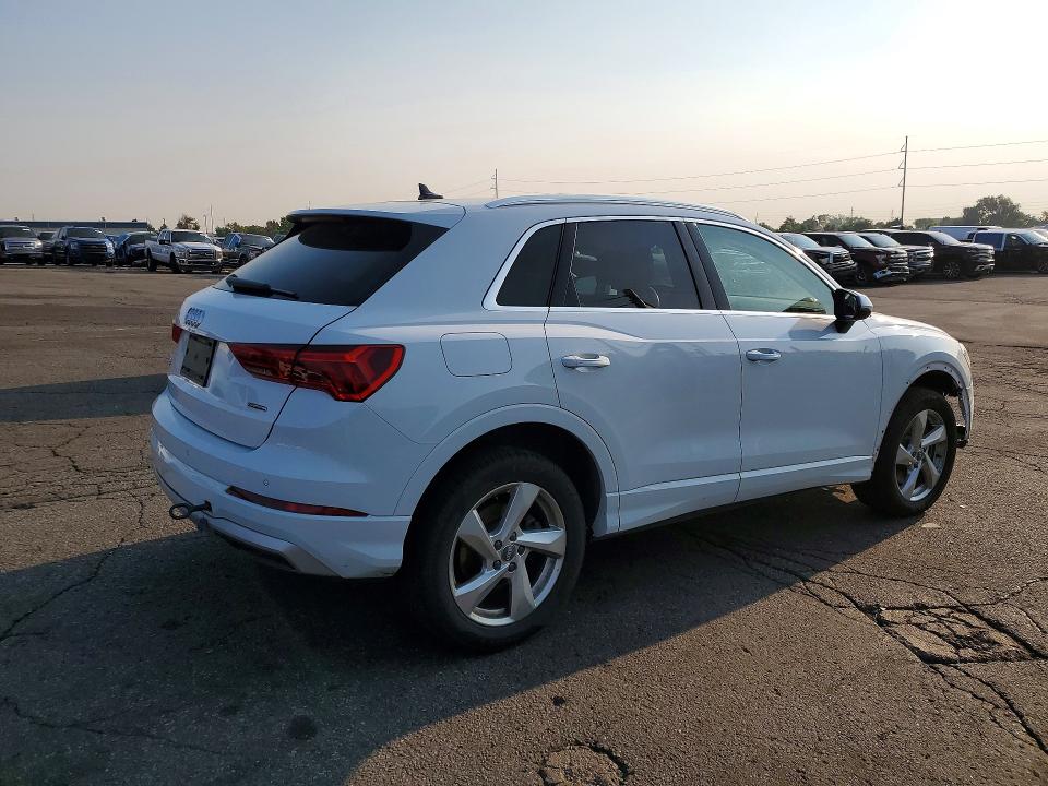 Foto 3 de la subasta – 2020 AUDI Q3 con VIN WA1BECF30L1107149