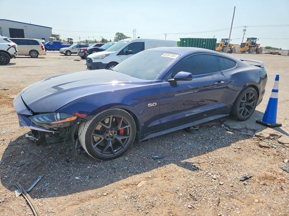FORD MUSTANG 2018 with VIN 1FA6P8CF5J5146490 - Photo from auction