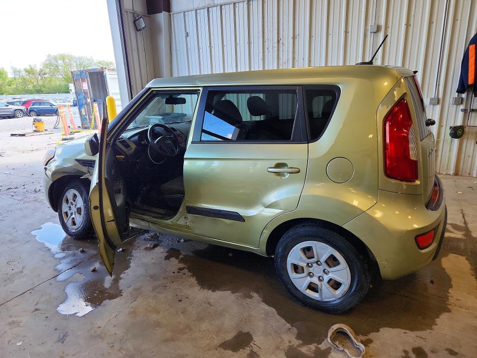 Photo 2 from auction – 2012 KIA SOUL with VIN KNDJT2A55C7467976