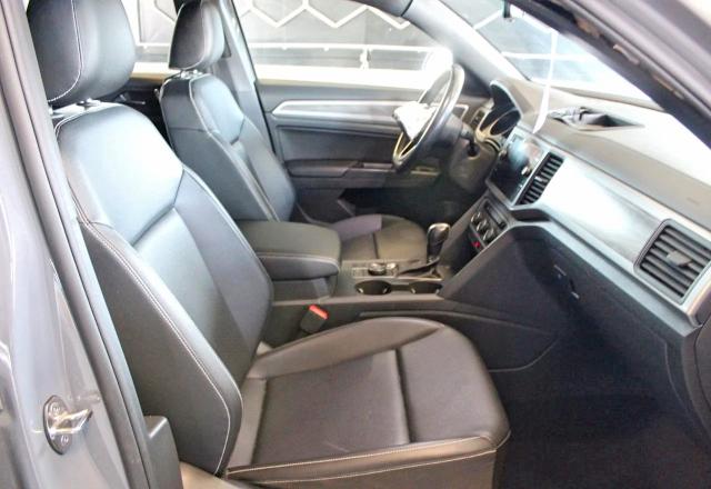 Photo 5 from auction – 2020 VOLKSWAGEN ATLAS CROSS SPORT with VIN 1V21E2CA7LC217603