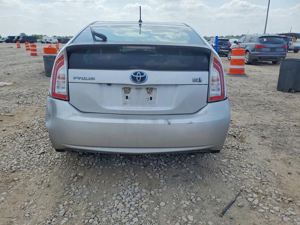 Photo 6 from auction – 2015 TOYOTA PRIUS with VIN JTDKN3DU4F0400466