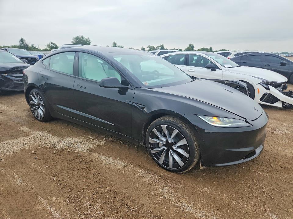 Foto 4 de la subasta – 2026 TESLA MODEL 3 con VIN 5YJ3E1EB3TF215859