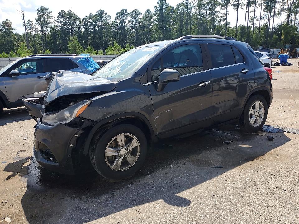 CHEVROLET TRAX 2017 with VIN 3GNCJLSB7HL178083 - Photo from auction