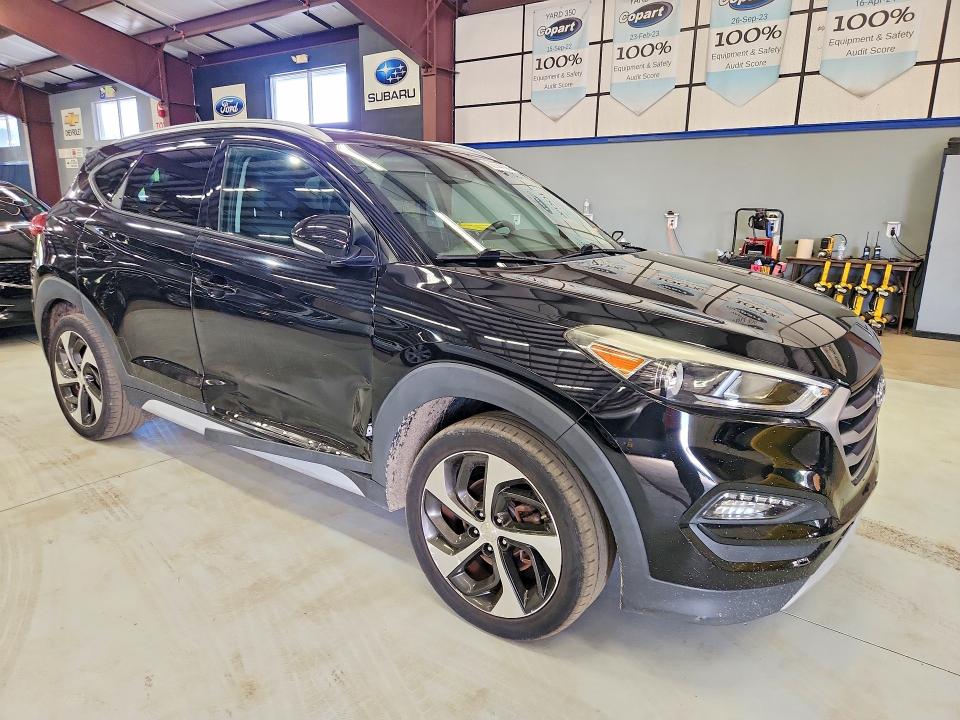 Photo 4 from auction – 2017 HYUNDAI TUCSON with VIN KM8J33A22HU391522