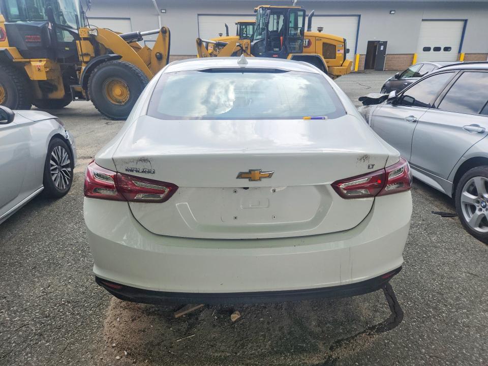 Photo 6 from auction – 2021 CHEVROLET MALIBU with VIN 1G1ZD5ST6MF034178