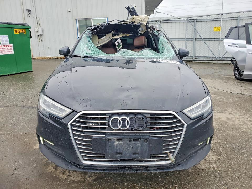 Photo 5 from auction – 2017 AUDI A3 with VIN WAUTPBFFXHA044073