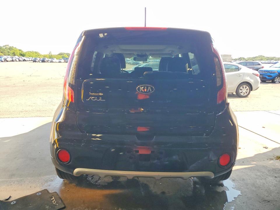Photo 6 from auction – 2017 KIA SOUL with VIN KNDJP3A59H7451765