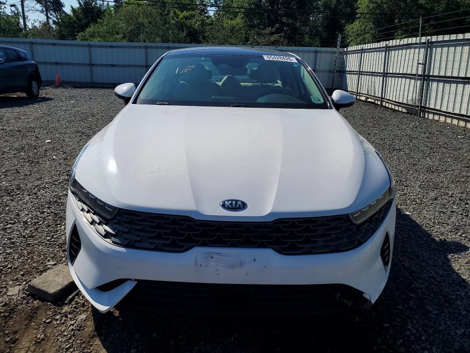 صورة رقم 5 من المزاد - 2021 KIA K5 مع VIN 5XXG34J25MG035005