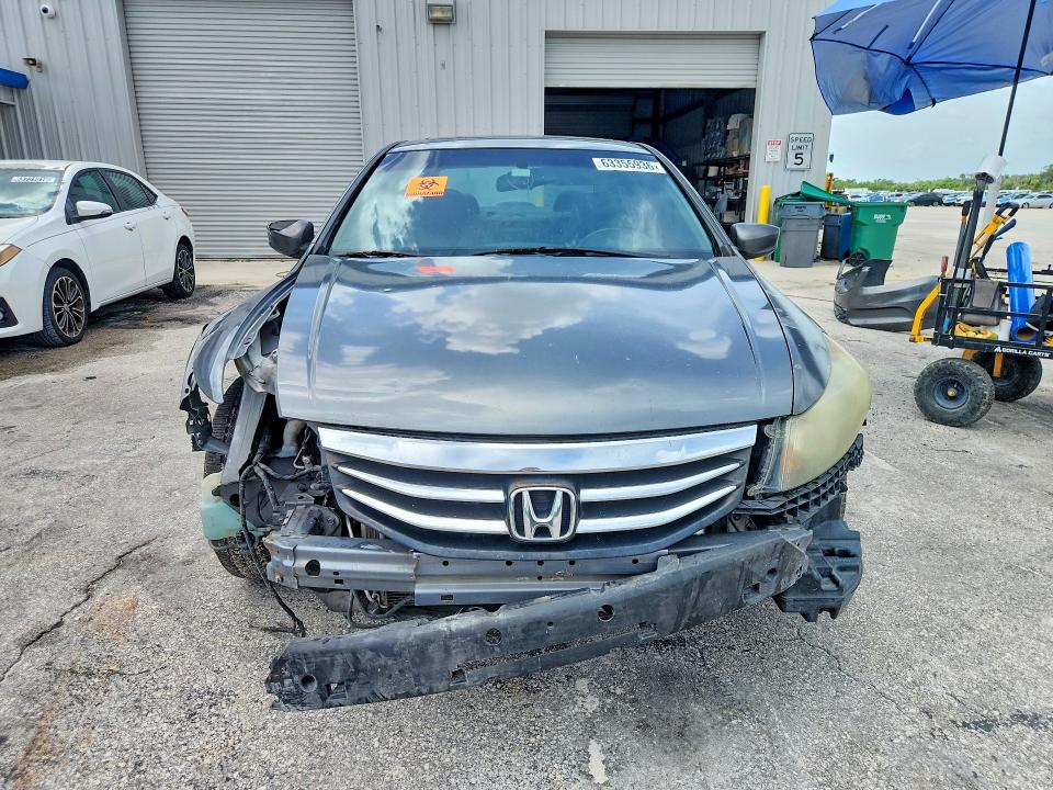 صورة رقم 5 من المزاد - 2011 HONDA ACCORD مع VIN 1HGCP2F88BA072452