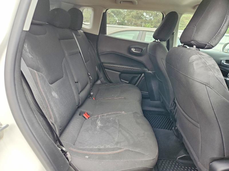 Zdjęcie 11 z aukcji – 2018 JEEP COMPASS z VIN 3C4NJDAB2JT399993