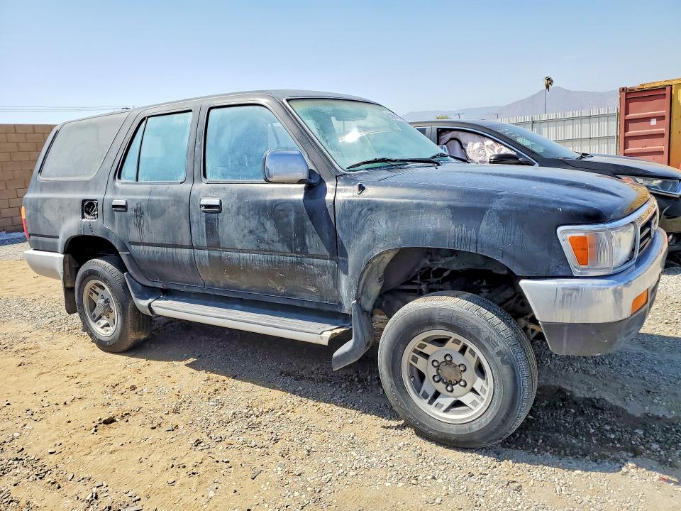Photo 4 from auction – 1994 TOYOTA 4RUNNER with VIN JT3VN29V4R0024417