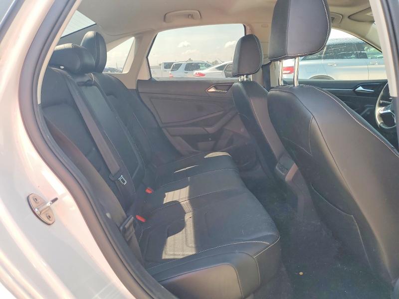 Снимка 10 от търг – 2022 VOLKSWAGEN JETTA с VIN 3VWGM7BU5NM026266