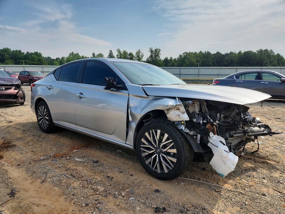 Photo 4 from auction – 2024 NISSAN ALTIMA with VIN 1N4BL4DV1RN345525