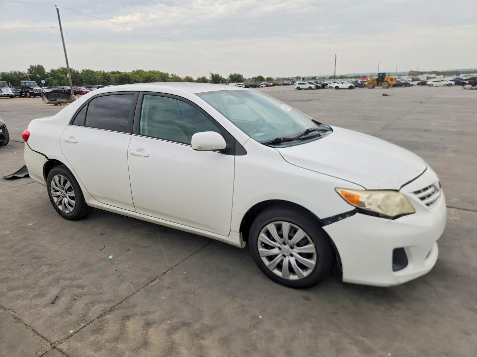 Photo 4 from auction – 2013 TOYOTA COROLLA with VIN 2T1BU4EE5DC001570