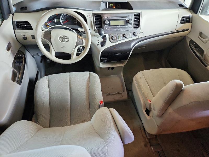 Photo 8 from auction – 2013 TOYOTA SIENNA with VIN 5TDZK3DC3DS391607