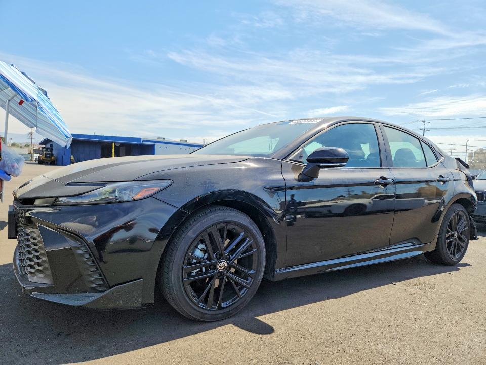 Снимка 1 от търг – 2025 TOYOTA CAMRY с VIN 4T1DAACKXSU167295