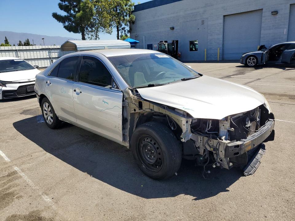 Photo 4 from auction – 2011 TOYOTA CAMRY with VIN 4T4BF3EK2BR124853
