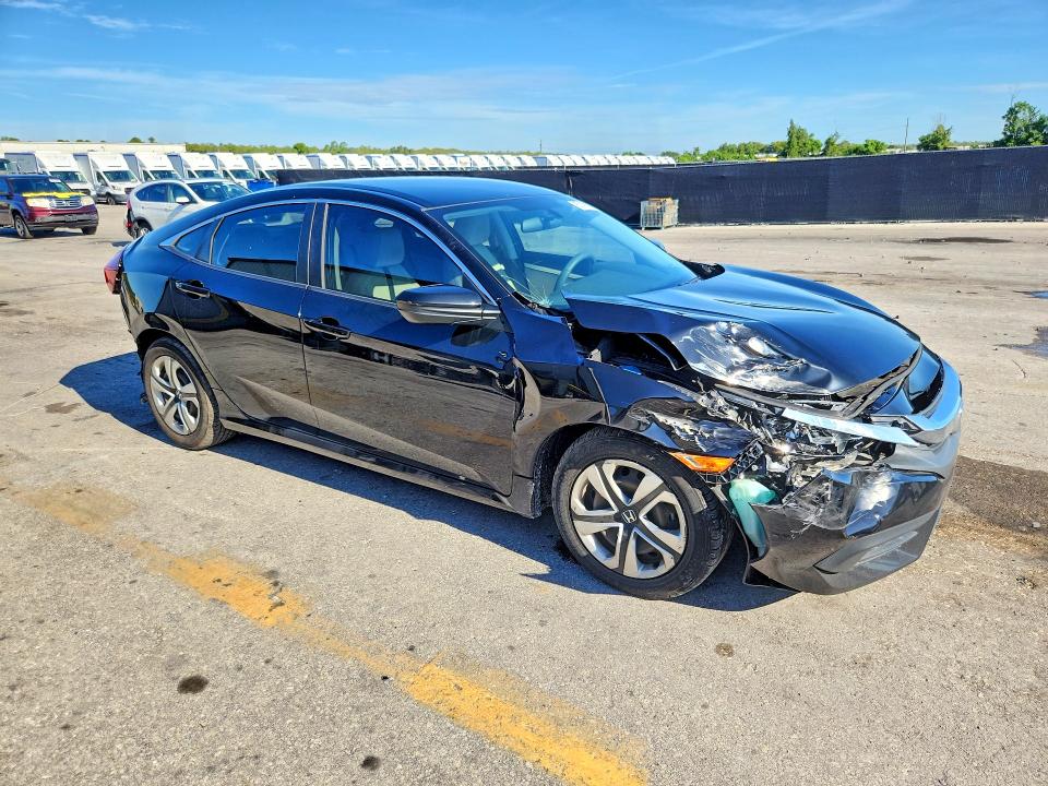 Photo 4 from auction – 2016 HONDA CIVIC with VIN 19XFC2F53GE027789