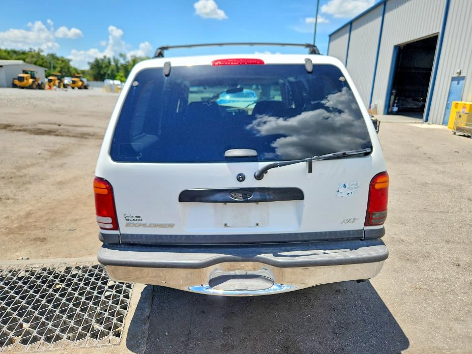 Photo 6 from auction – 1999 FORD EXPLORER with VIN 1FMZU32X2XZB37871