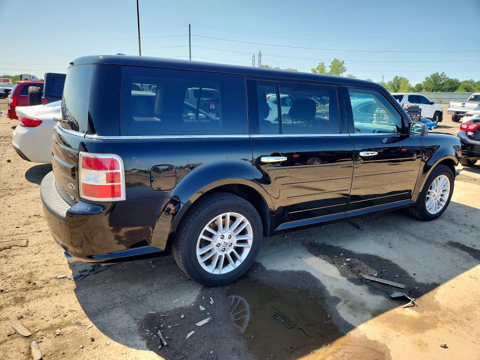 Photo 3 from auction – 2019 FORD FLEX with VIN 2FMHK6C89KBA24179
