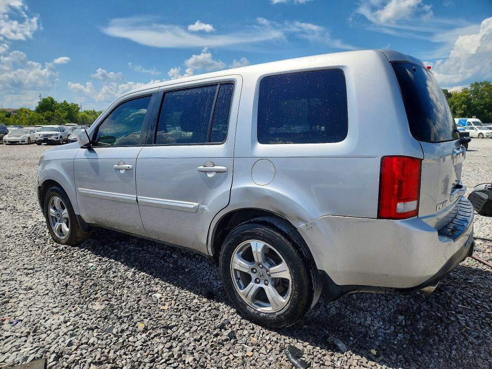 Photo 2 from auction – 2012 HONDA PILOT with VIN 5FNYF3H65CB035621