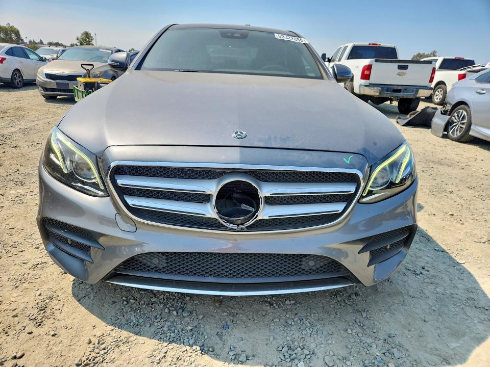 Photo 5 from auction – 2018 MERCEDES-BENZ E with VIN WDDZF4JB7JA458990