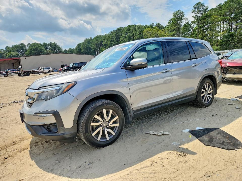 HONDA PILOT 2020 with VIN 5FNYF5H34LB010758 - Photo from auction