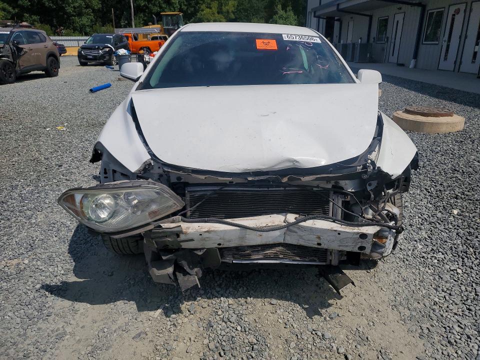 Photo 5 from auction – 2011 CHEVROLET MALIBU with VIN 1G1ZC5EU3BF367118
