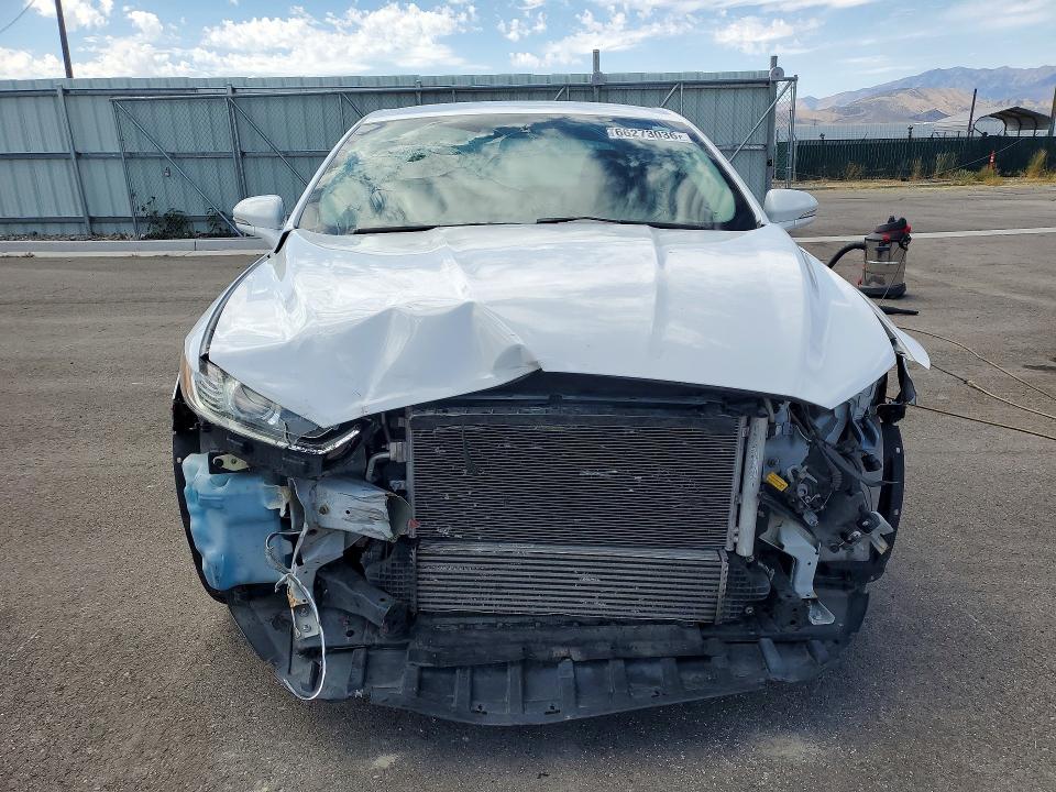 Photo 5 from auction – 2015 FORD FUSION with VIN 3FA6P0T98FR283049