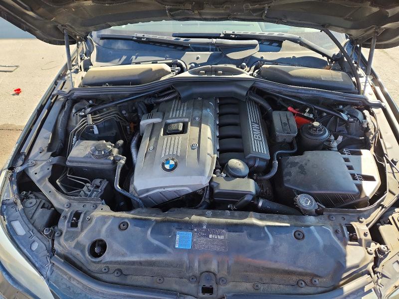 Photo 11 from auction – 2007 BMW 530 with VIN WBANE735X7CM45861
