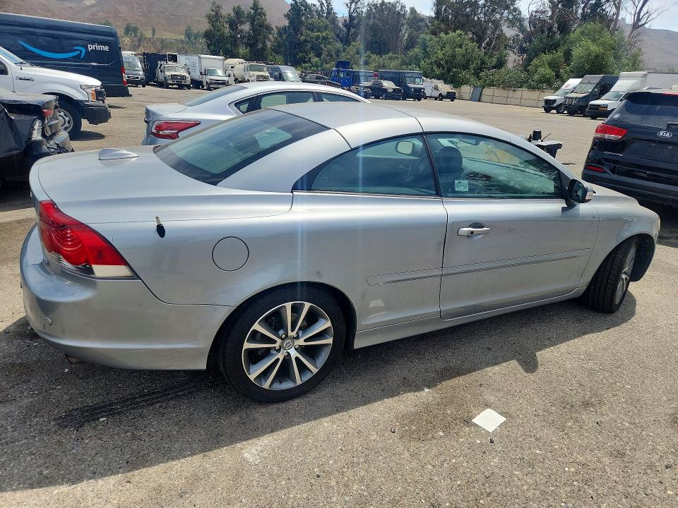 Photo 3 from auction – 2010 VOLVO C70 with VIN YV1672MC7AJ090923