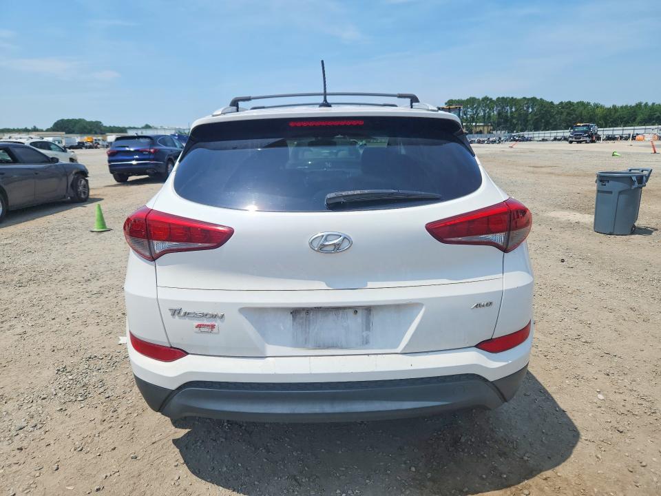 Photo 6 from auction – 2017 HYUNDAI TUCSON with VIN KM8J3CA47HU262189