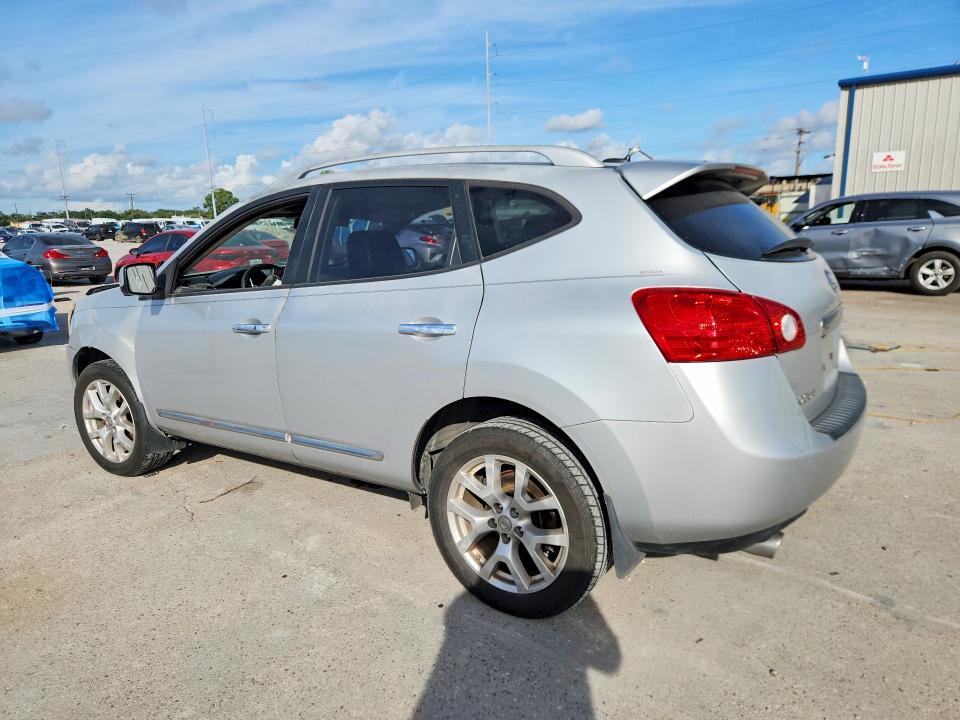 Photo 2 from auction – 2013 NISSAN ROGUE with VIN JN8AS5MTXDW532007