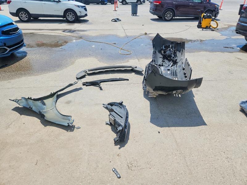 Photo 12 from auction – 2020 BUICK ENCLAVE with VIN 5GAERBKW0LJ210929