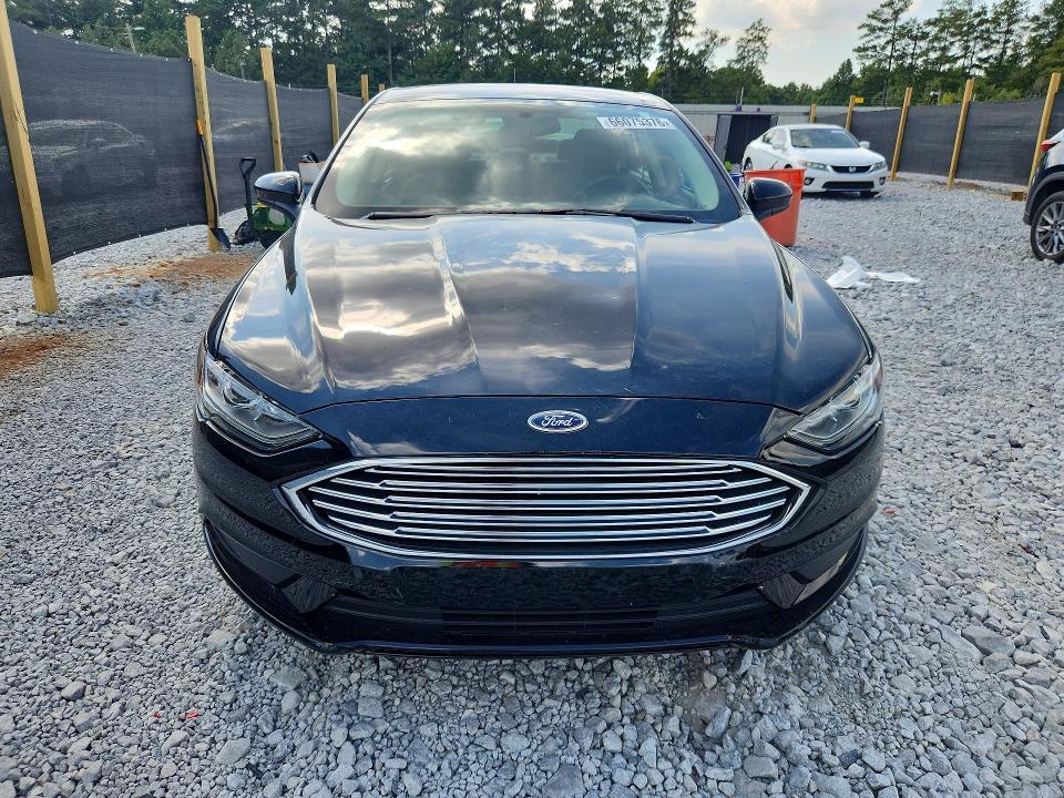 Photo 5 from auction – 2018 FORD FUSION with VIN 3FA6P0LU0JR113071