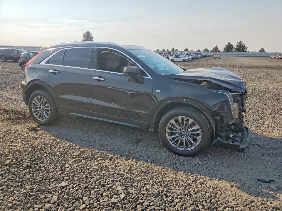 Photo 4 from auction – 2024 CADILLAC XT4 with VIN 1GYFZDR42RF182298