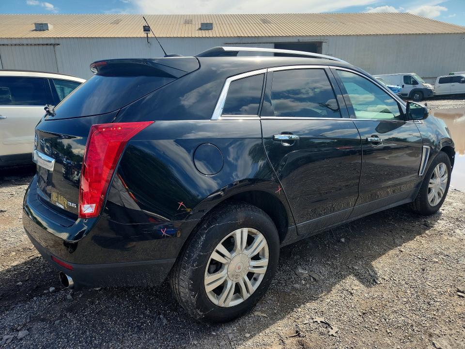 Photo 3 from auction – 2016 CADILLAC SRX with VIN 3GYFNEE36GS577947