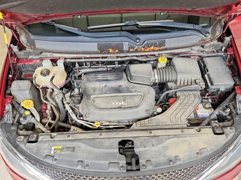 Photo 12 from auction – 2019 CHRYSLER PACIFICA with VIN 2C4RC1FGXKR550890