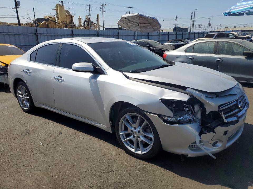 Photo 4 from auction – 2012 NISSAN MAXIMA with VIN 1N4AA5AP0CC839858