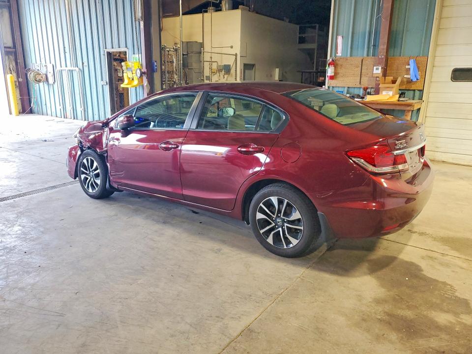 Снимка 2 от търг – 2015 HONDA CIVIC с VIN 19XFB2F85FE109244