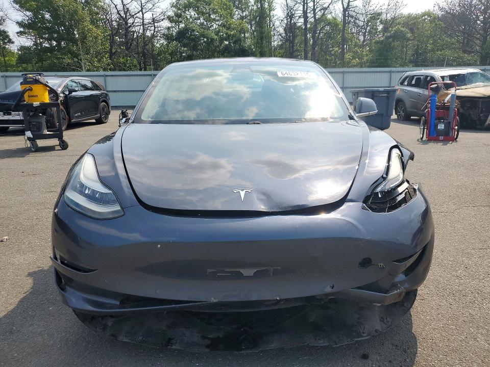 Zdjęcie 5 z aukcji – 2019 TESLA MODEL 3 z VIN 5YJ3E1EB3KF205704