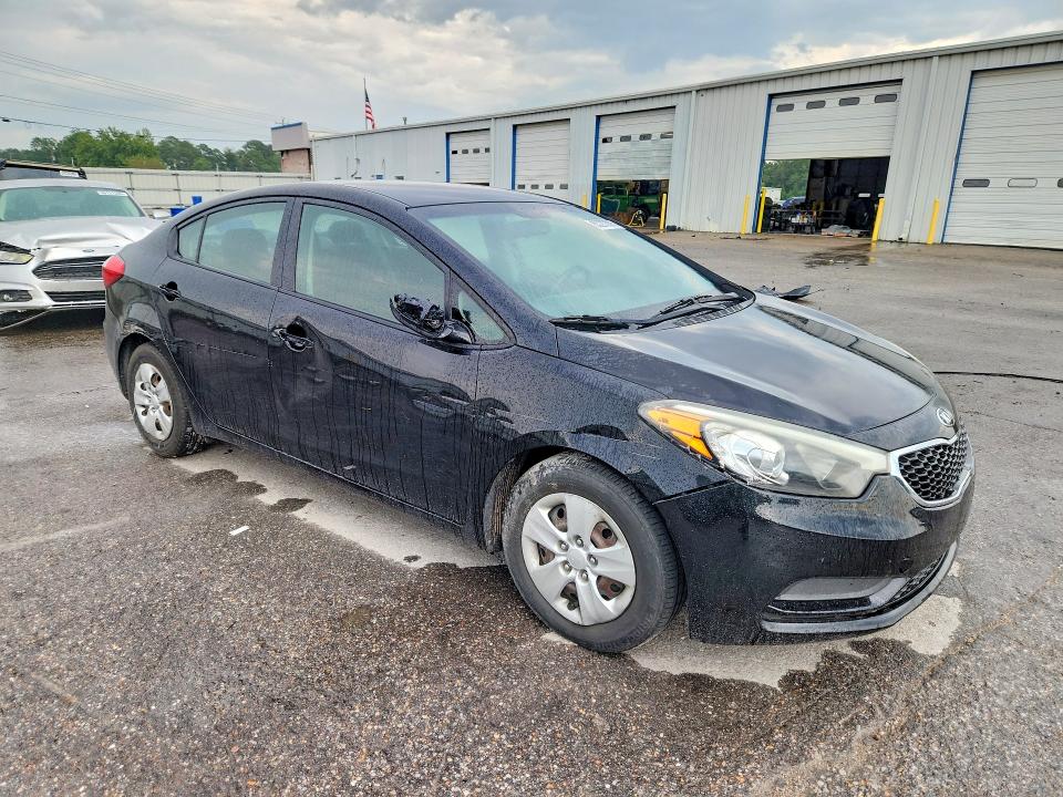 Photo 4 from auction – 2016 KIA FORTE with VIN KNAFK4A64G5551850